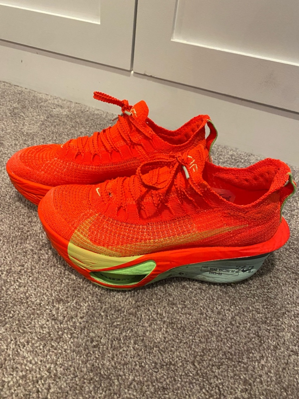 Nike Alphafly 3s - Picture 3 of 5